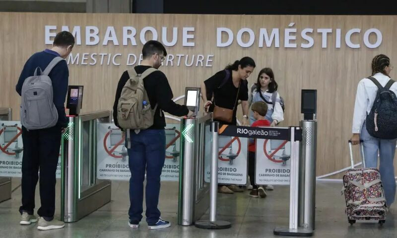 Autorização de viagem para menores agora pode ser feita 100% online em Mato Grosso do Sul