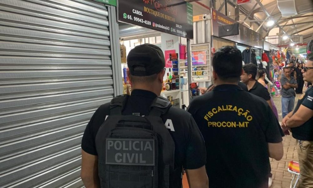 Polícia Civil apreende 444 garrafas de bebidas destiladas falsificadas no Shopping Popular em Cuiabá