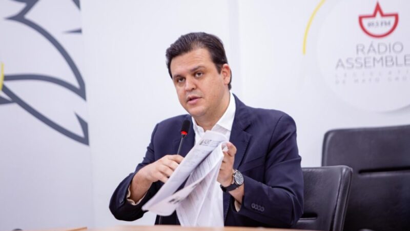 Deputado Thiago Silva apresenta projeto para criar semana em homenagem aos líderes comunitários