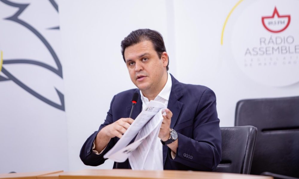 Deputado Thiago Silva apresenta projeto para criar semana em homenagem aos líderes comunitários