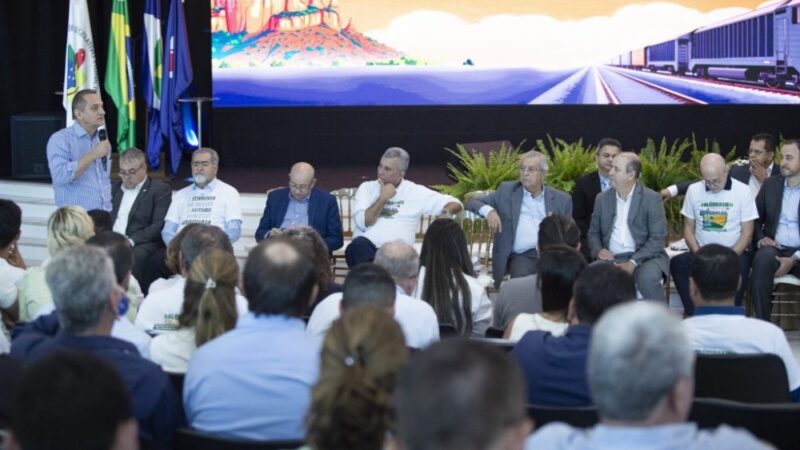 Wilson Santos celebra avanço da ferrovia em Água Boa e lembra que Cuiabá espera há 150 anos