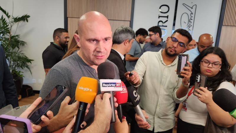 Abilio aconselha população a não construir no Contorno Leste; famílias serão retiradas
