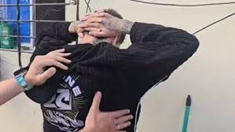 Polícia de SP prende homem acusado de fazer ameaças ao youtuber Felca