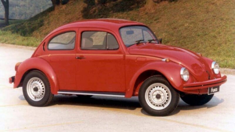 Como os nomes dos carros são definidos pelas montadoras