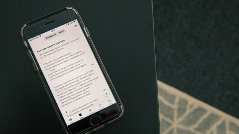 Aplicativo da Bíblia YouVersion atinge 1 bilhão de downloads: ‘Vidas sendo alcançadas’