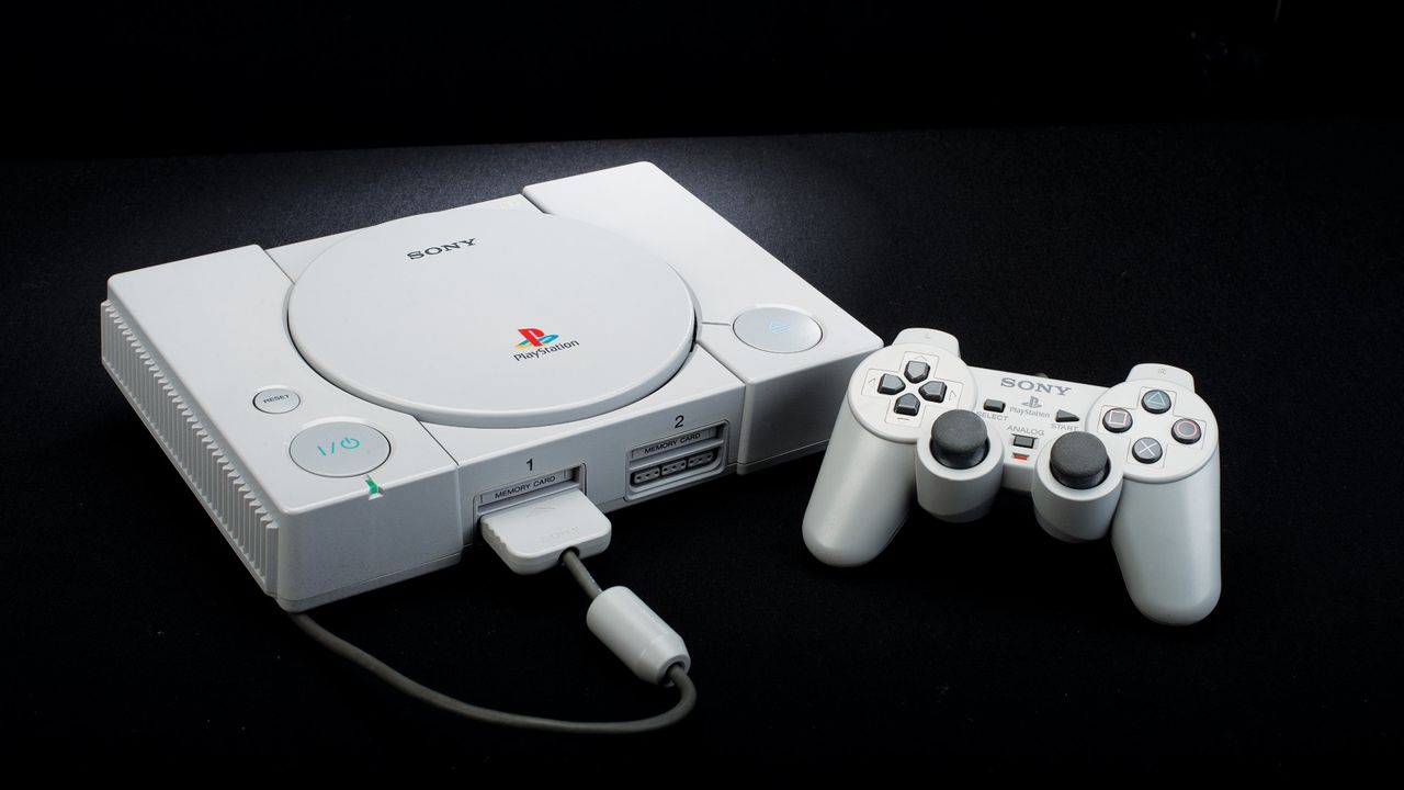 Shuhei Yoshida lamenta não ter lançado vários clássicos do PS1 no Ocidente