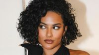 Cabelo natural ganha protagonismo e vira tendência em 2026