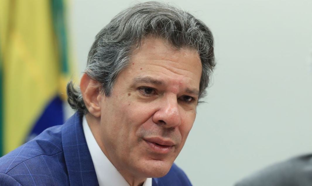 Governo desiste de taxar LCA e LCI e fecha acordo para votar MP do IOF