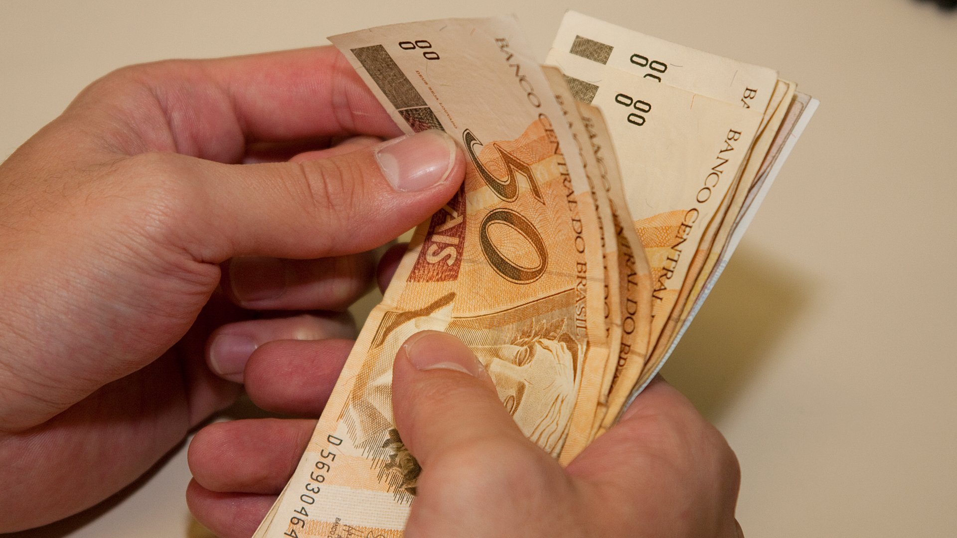 Crédito habitacional e crédito rural: o país onde o voto vale mais que a produção
