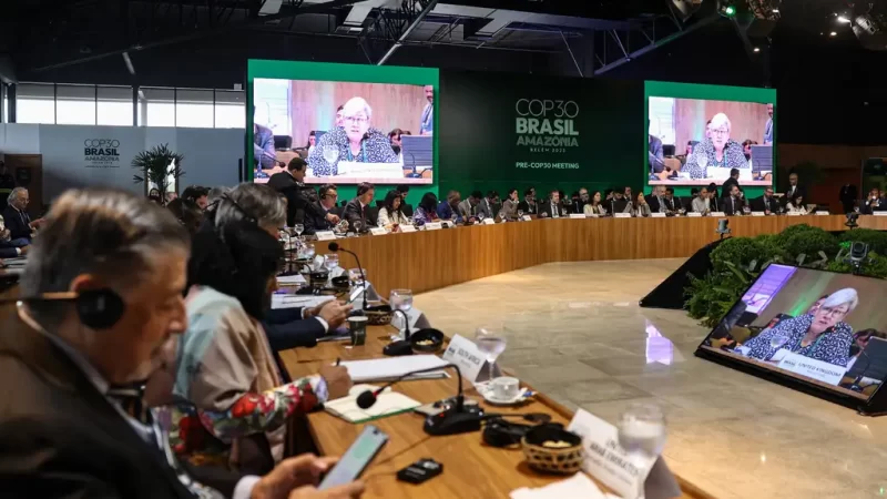 Brasil lança proposta para quadruplicar combustíveis sustentáveis