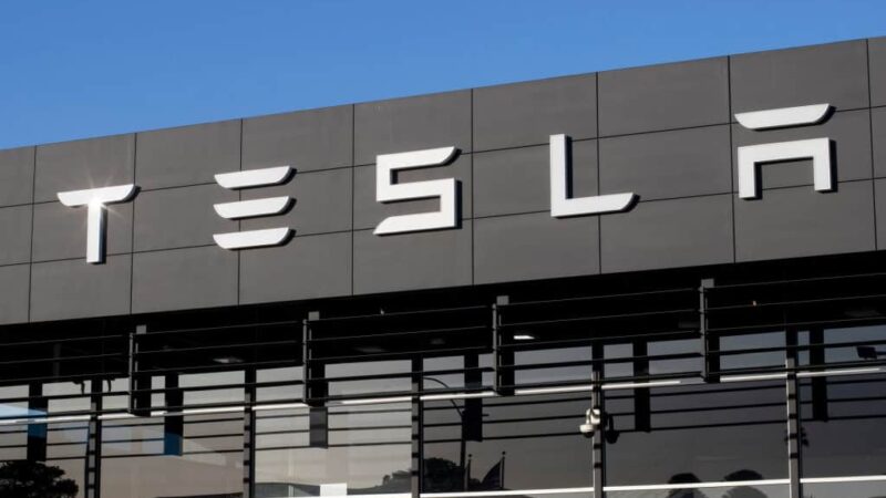 Cybertruck: Tesla confirma mais uma falha de produção