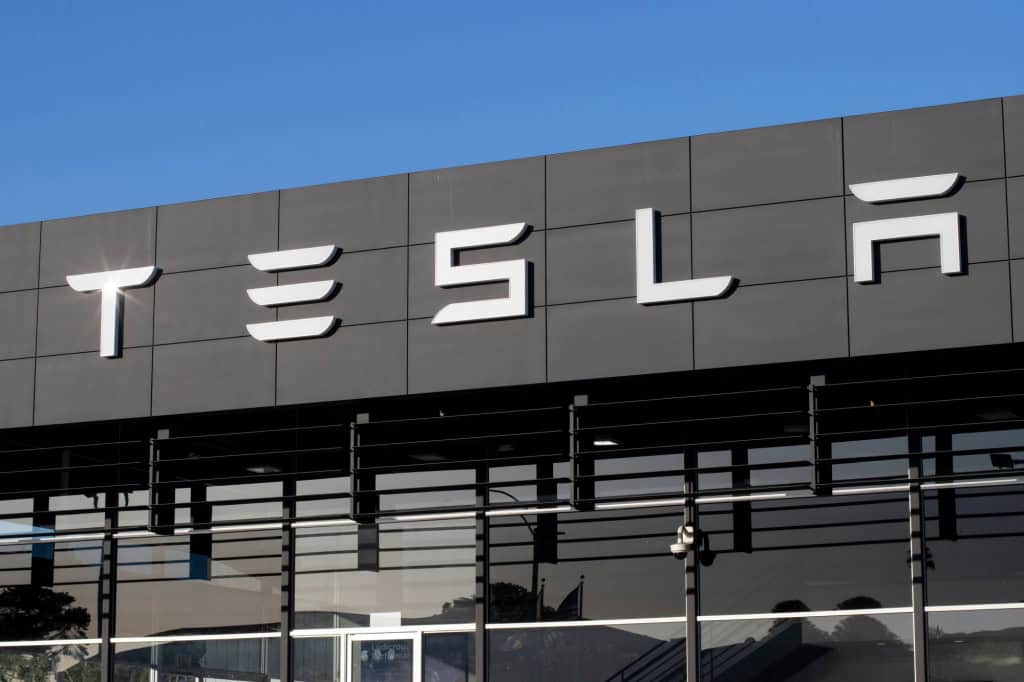 Cybertruck: Tesla confirma mais uma falha de produção