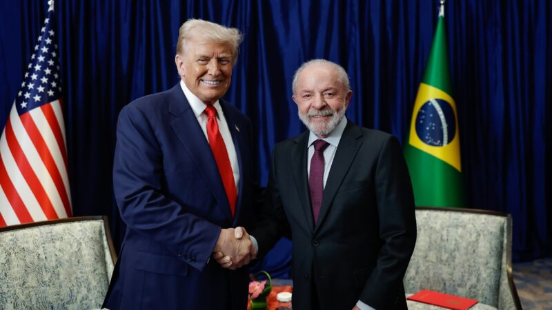 ‘Hoje eu estou feliz’, diz Lula após Trump revogar tarifaço contra exportações brasileiras