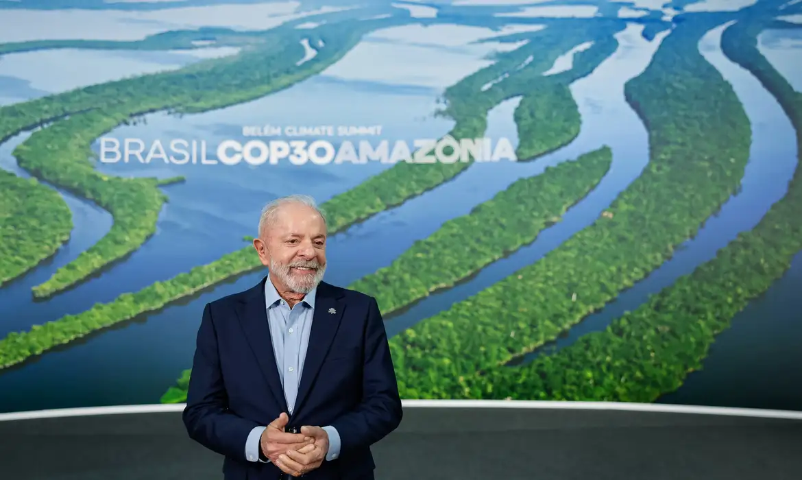 Lula afirma que crise climática expõe desigualdades e ameaça futuras gerações