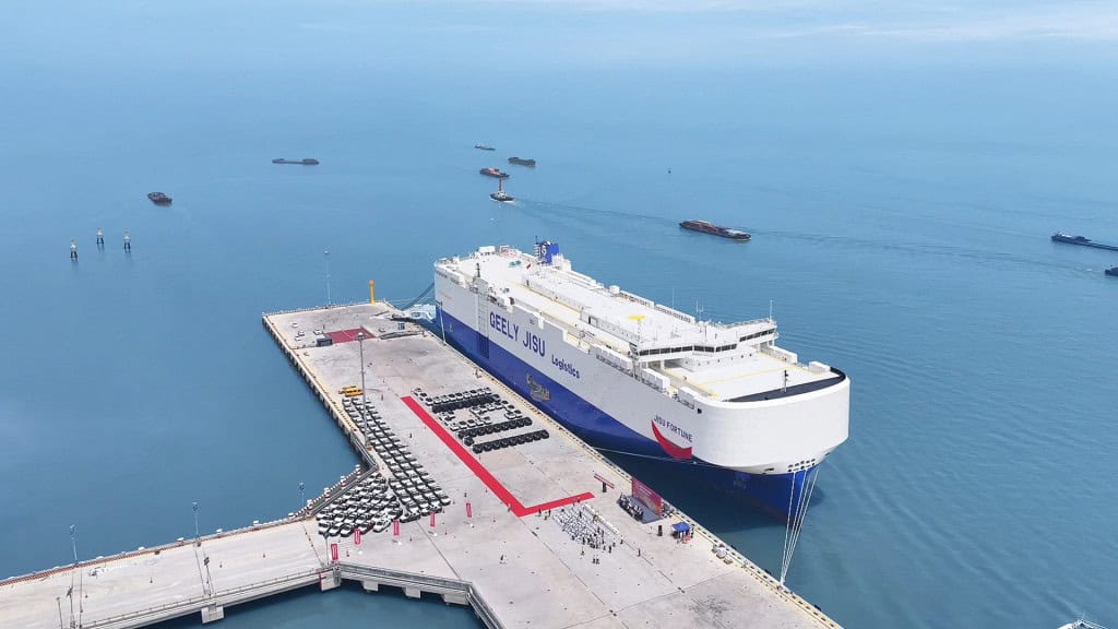 Brasil está na rota de navio com 7 mil veículos da gigante chinesa Geely