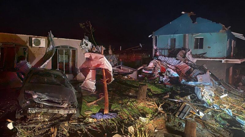 Com ventos de mais de 250 km/h, tornado deixa cinco mortos e mais de 400 feridos no Paraná