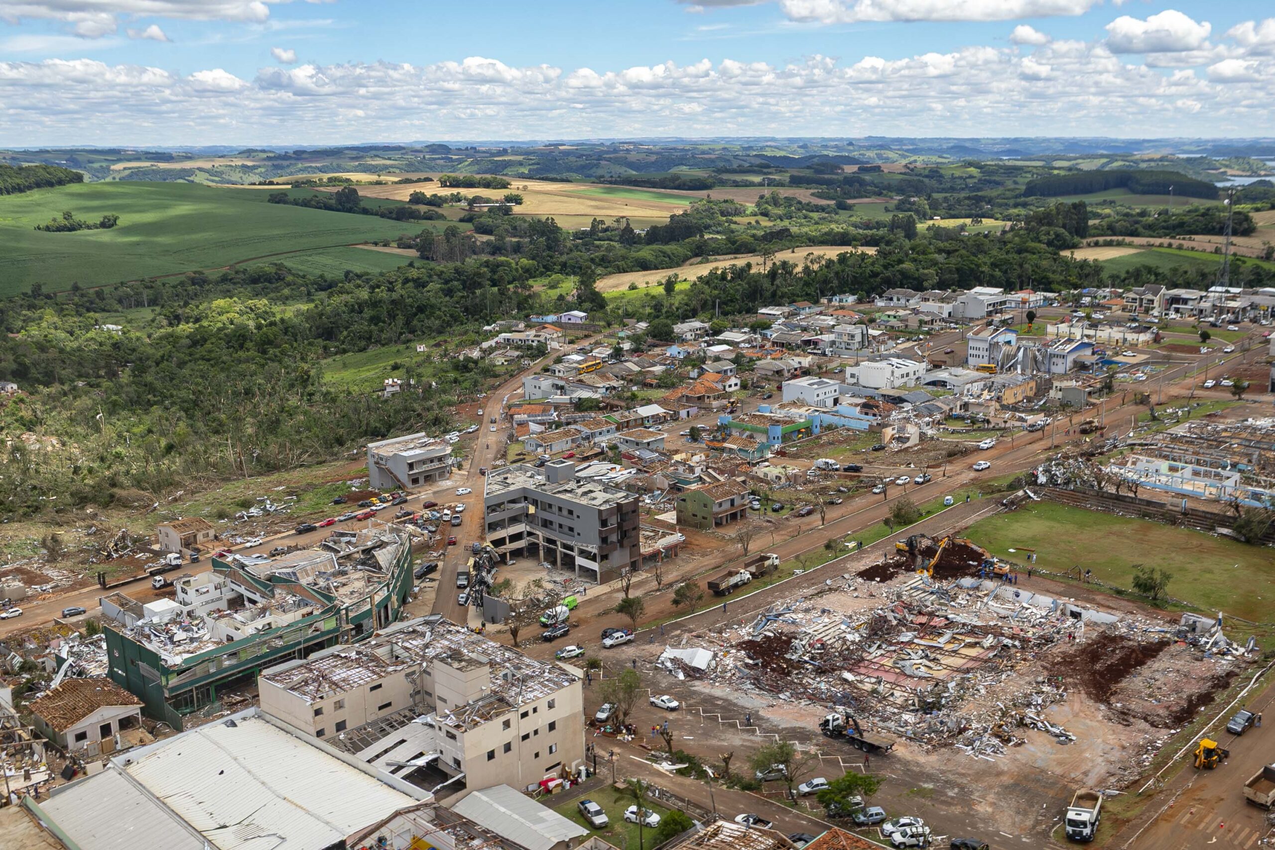 Mais uma morte é confirmada após tornado em Rio Bonito do Iguaçu
