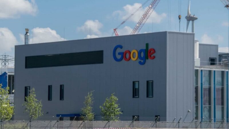 Google amplia colaboração com Reino Unido para explorar usos da computação quântica