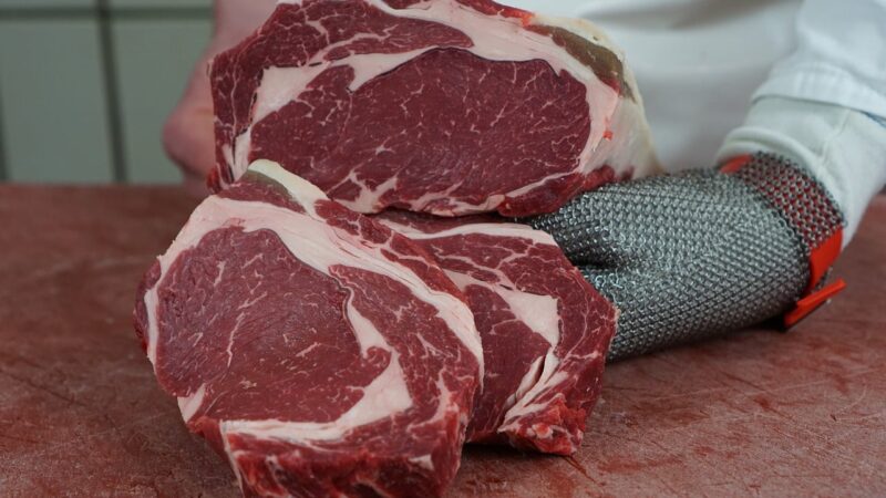 Brasil supera EUA como maior produtor de carne bovina do mundo, aponta USDA