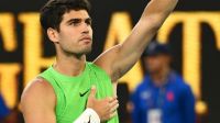 Carlos Alcaraz imita Fernando Alonso após vitória épica no Australian Open