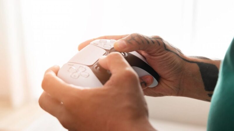 Pode usar controle do PlayStation no Xbox?