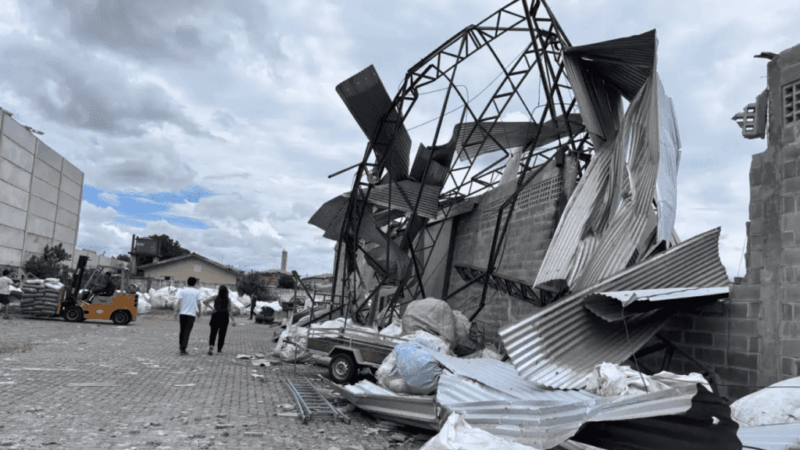 Tornado em São José dos Pinhais atinge 180 km/h