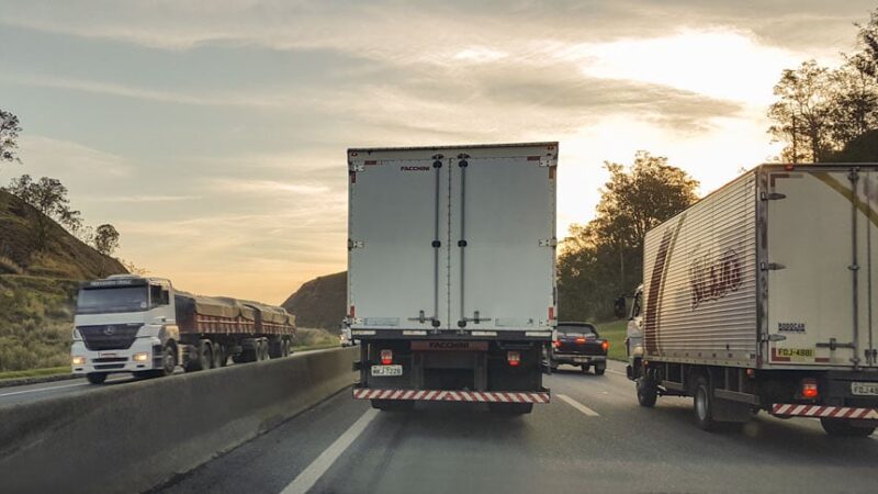 Custos logísticos avançam e consomem 15,5% do PIB brasileiro em 2025, mostra levantamento
