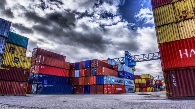 Sem sobretaxas, Brasil tem alívio de US$ 14,9 bilhões nas exportações aos EUA, diz Amcham