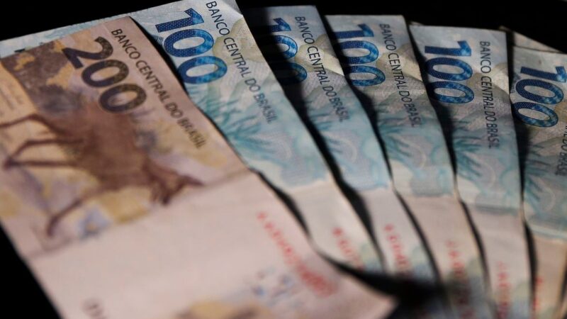 Inflação oficial de janeiro fica em 0,33%, segundo IBGE