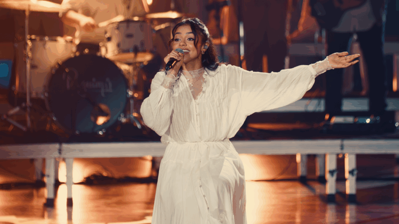 Julia Vitória apresenta nova música “Princípio e Fim”