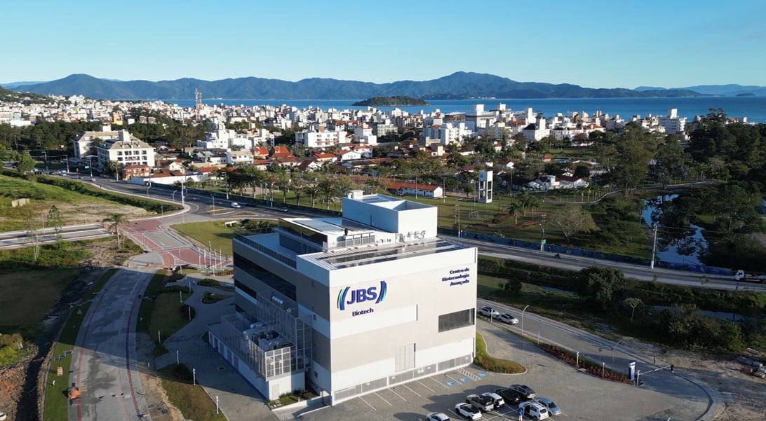 JBS inaugura centro de biotecnologia para desenvolver ‘superproteínas’