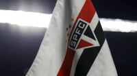 Diretor do São Paulo acredita em títulos mesmo com 12ª folha da Série A