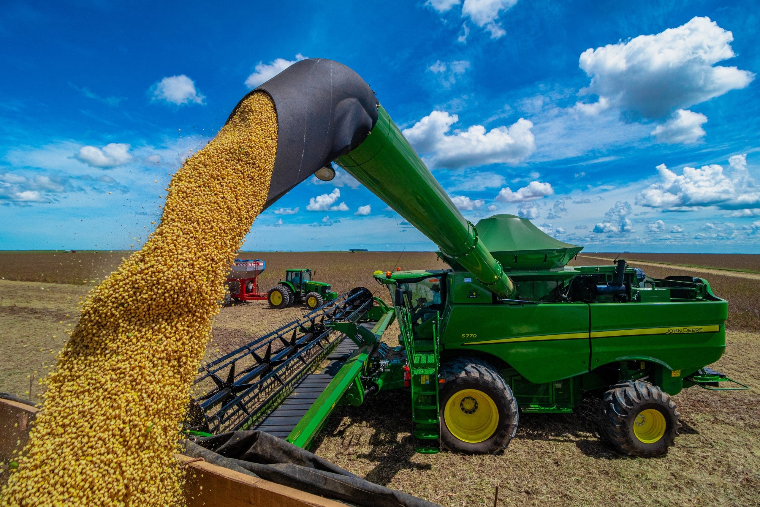 Agropecuária cresce 11,7% e puxa alta do PIB brasileiro em 2025
