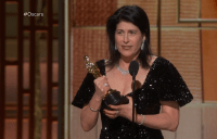 Oscar 2026: Anne Hathaway e Anna Wintour fazem ode a “O Diabo Veste Prada”