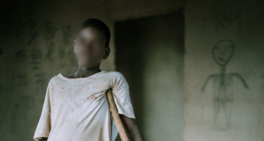 Em ataque terrorista, menino se recusa negar Jesus: "Prefiro morrer do que deixar a fé"