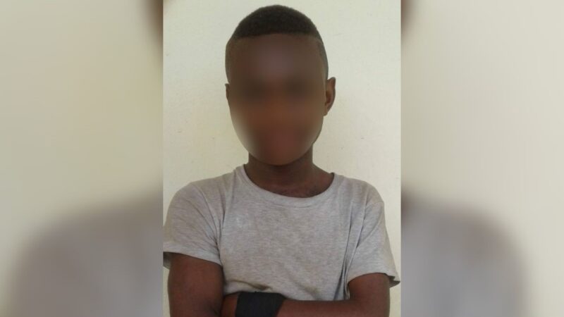 Jovem que sobreviveu após ter crânio esmagado na infância se torna evangelista no Congo