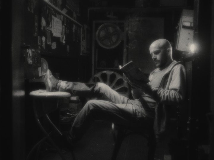 Olhar de Cinema mostra “Quase Inverno”, recriação livre de “Três Irmãs”, de Tchecov, e longa argentino que presta tributo ao espírito gregário dos cineclubes